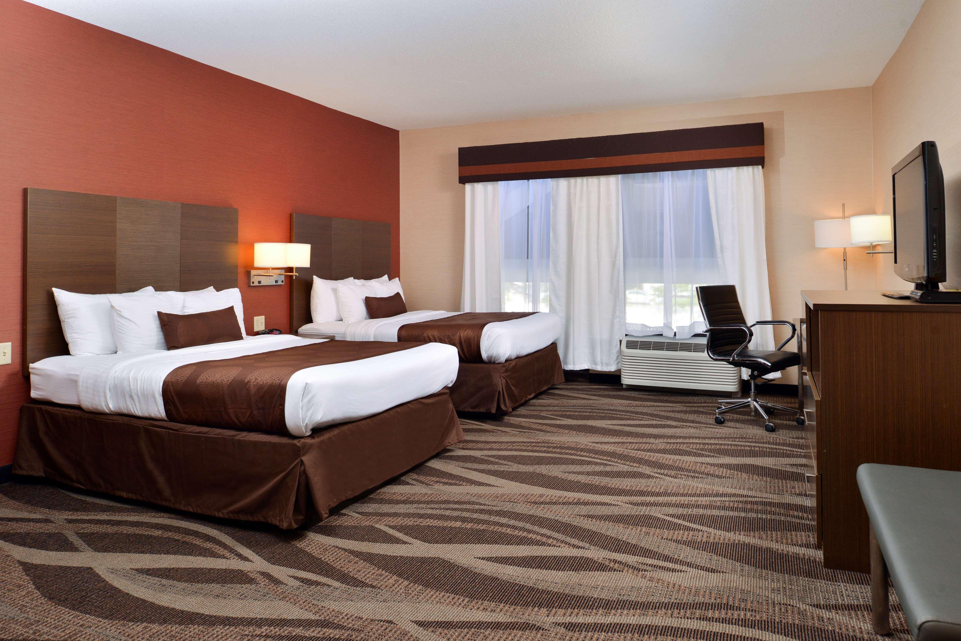 Best Western Plus University Inn Olean Esterno foto