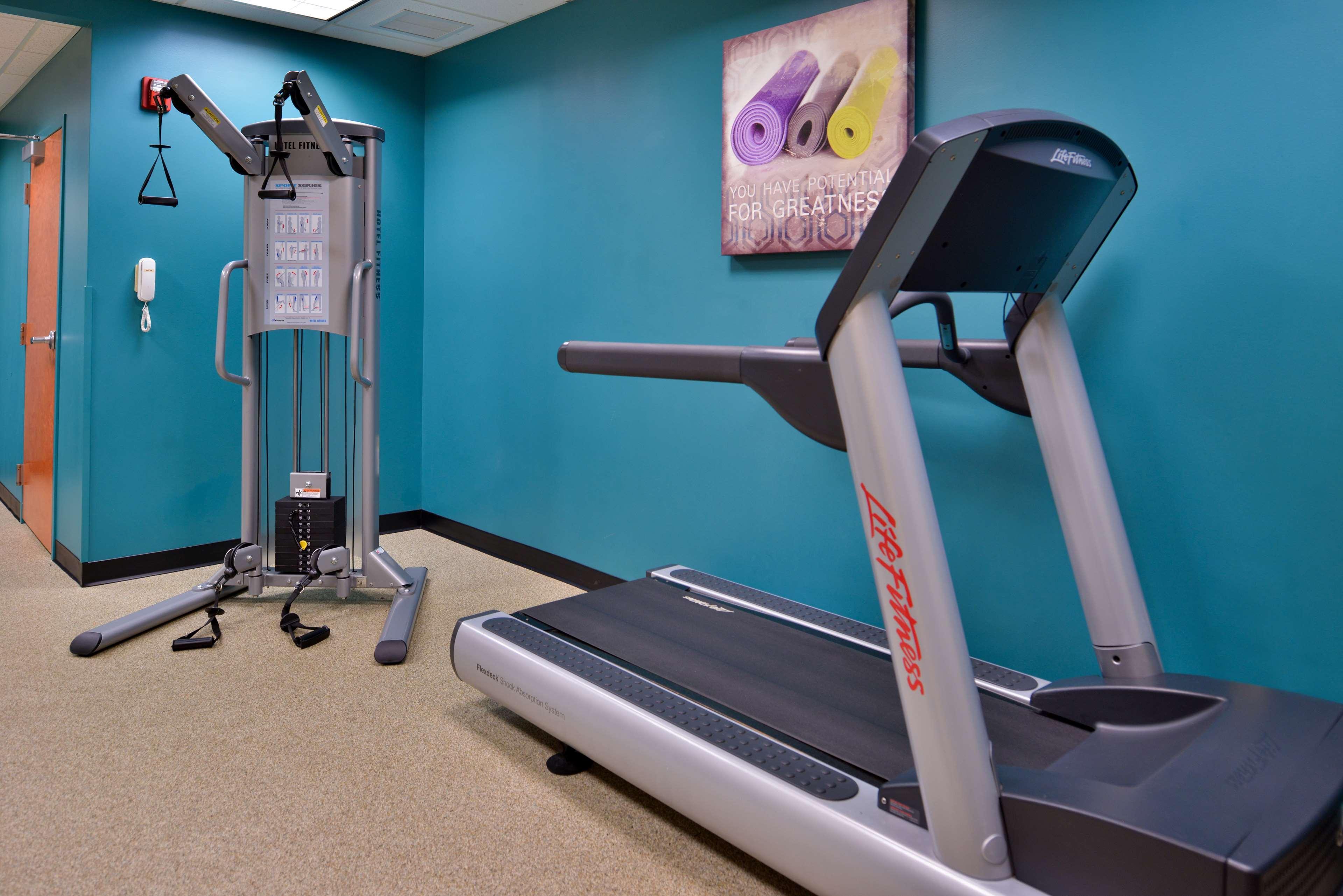 Best Western Plus University Inn Olean Esterno foto