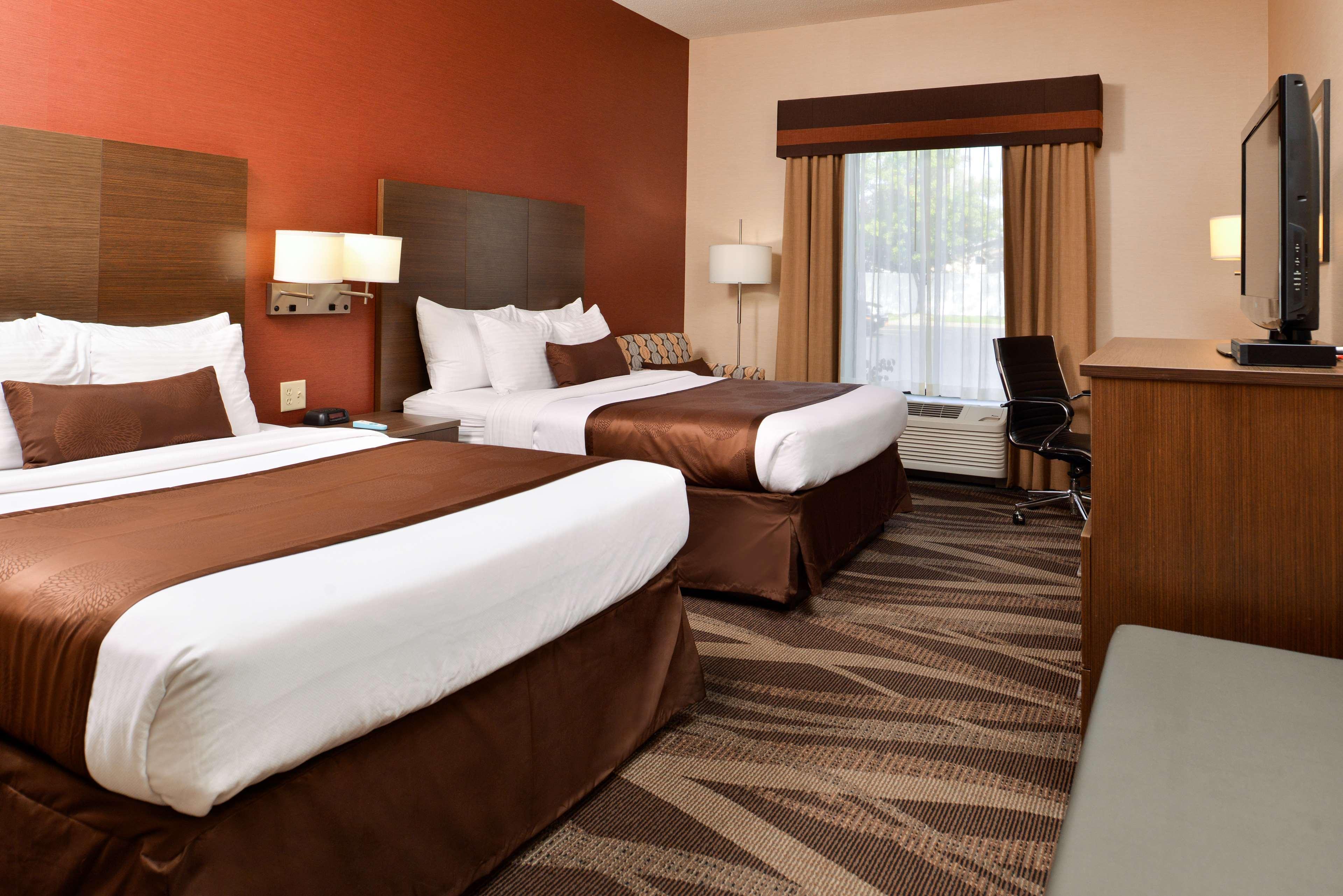 Best Western Plus University Inn Olean Esterno foto