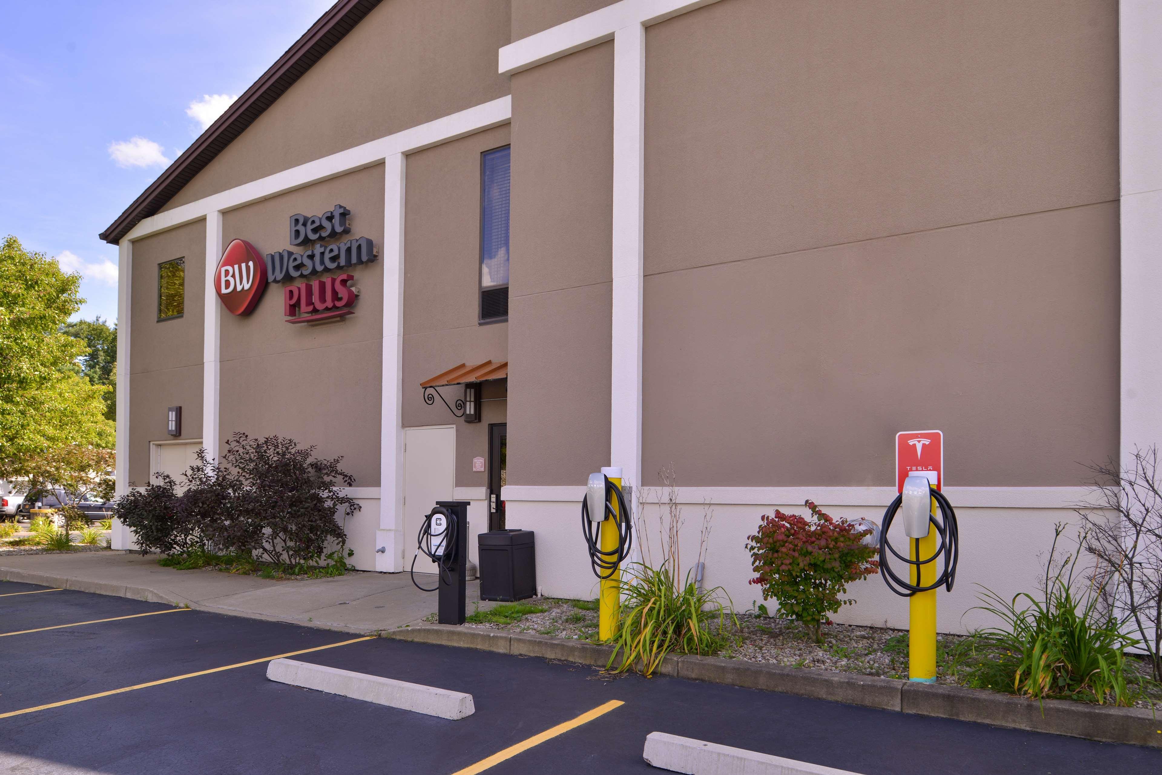 Best Western Plus University Inn Olean Esterno foto